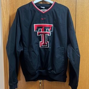Nike Texas Tech pullover windbreaker